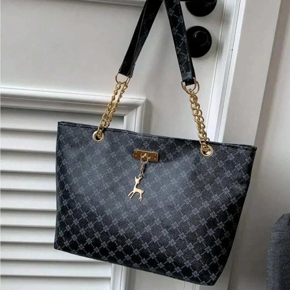 ⚠️Clearance Black Patterned Large Shoulder Tote Bag Gold Pendant - Picture 6 of 10